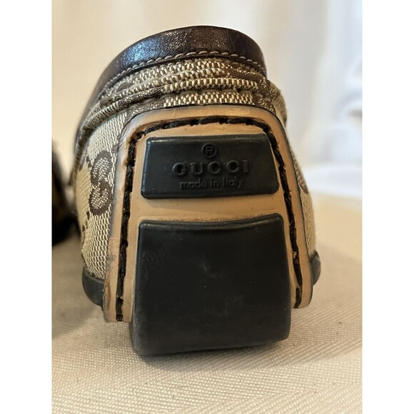 Gucci Signature GG Canvas Loafer With Bow, Rubber Driving  Sole Women Size 6 M - Picture 7 of 14